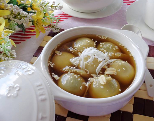 Chè trôi nước nhân vừng đen nóng hổi - 12