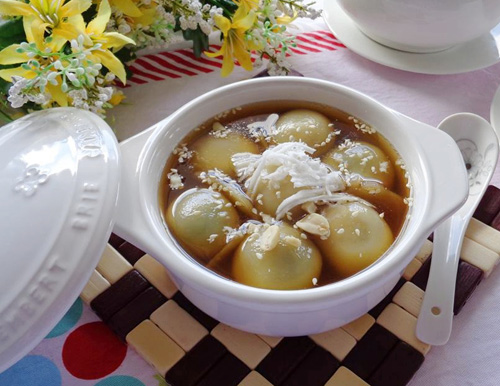 Chè trôi nước nhân vừng đen nóng hổi - 14