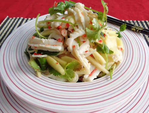 Gỏi mực táo xanh lạ miệng mà hấp dẫn - 6