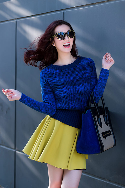 Khánh My mặc kín đáo vẫn hút hồn trên phố - 5