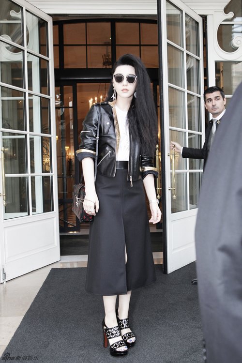 Phạm Băng Băng đẹp #039;nổi loạn#039; tại Paris - 9