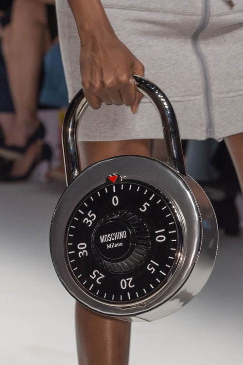 Những chiếc túi khiến bạn quot;mắt tròn mắt dẹtquot; - 2