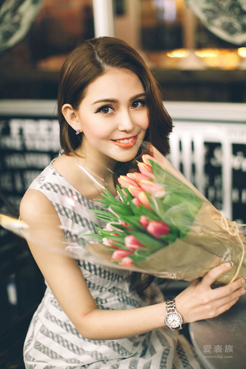 Lâm Tâm Như khoe ảnh thời trẻ mừng sinh nhật Triệu Vy - 5