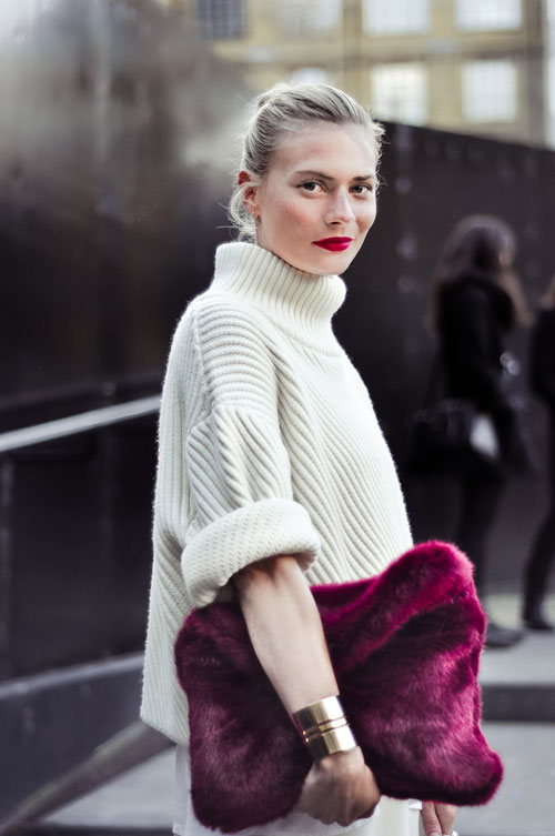 Những chiếc túi quot;chất chơiquot; của chị em Song Yến - 3