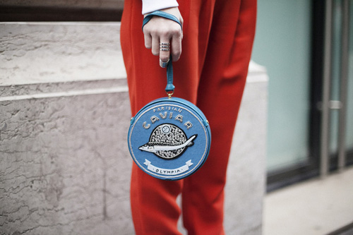 Những chiếc túi quot;chất chơiquot; của chị em Song Yến - 15