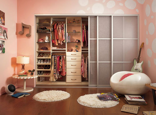 Nói “không” với tủ quần áo ẩm ướt ngày nồm - 2