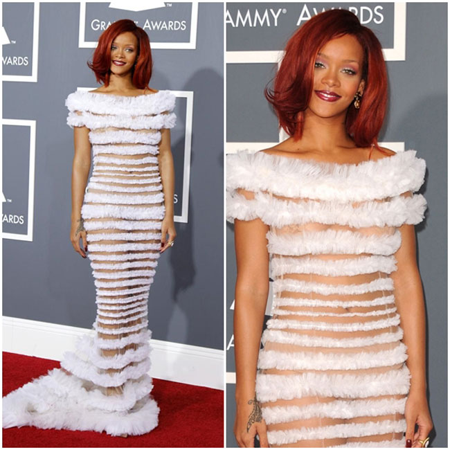 Bộ đầm lò xo của người đẹp tại lễ trao giải Grammys 2011 gây rúng động thảm đỏ.
