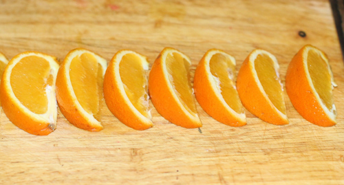 Tỉa hoa hướng dương từ hoa quả cho bé - 6