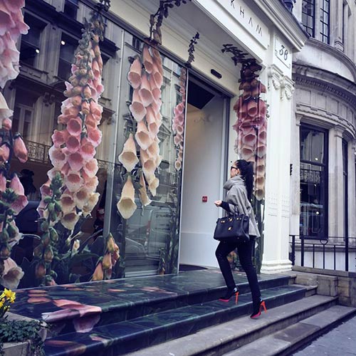 Linh Nga sành điệu đưa con gái đi du lịch London - 8