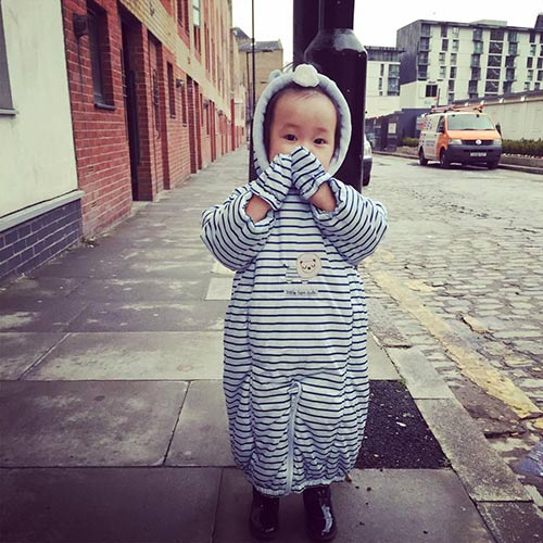 Linh Nga sành điệu đưa con gái đi du lịch London - 6