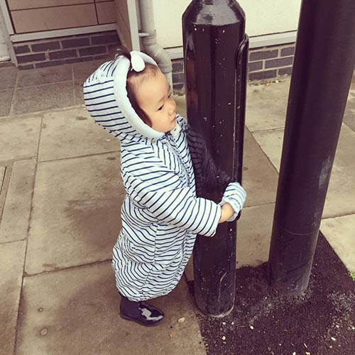 Linh Nga sành điệu đưa con gái đi du lịch London - 7
