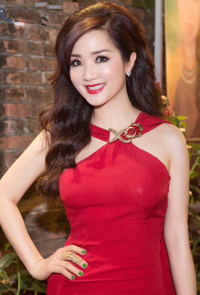 4. Hoa hậu Đền Hùng Giáng My
