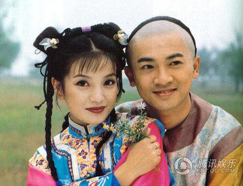 Triệu Vy khoe ảnh nhí nhố bên Ngũ Aka - 4