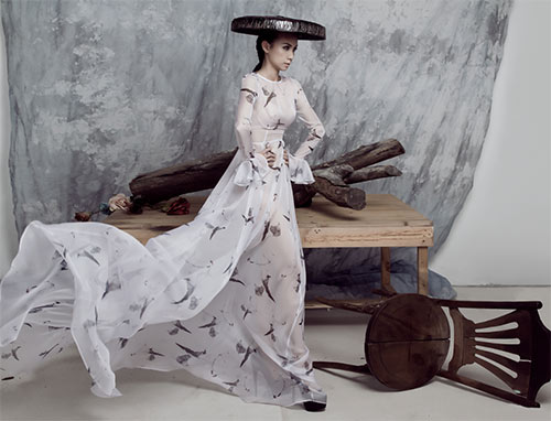 MC Huyền Ny táo bạo quot;thả rông” trên Vogue Ý - 5