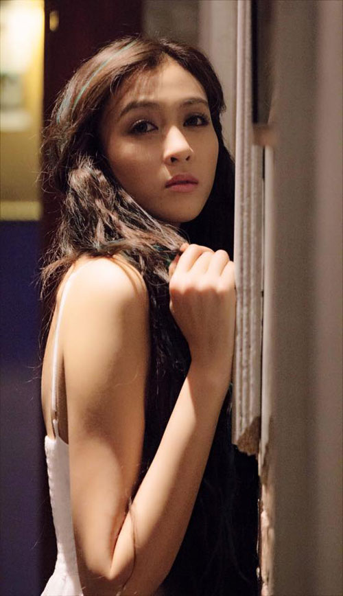 Cô gái cạo đầu trọc gây #039;sốt#039; Vietnam Idol 2015 - 8