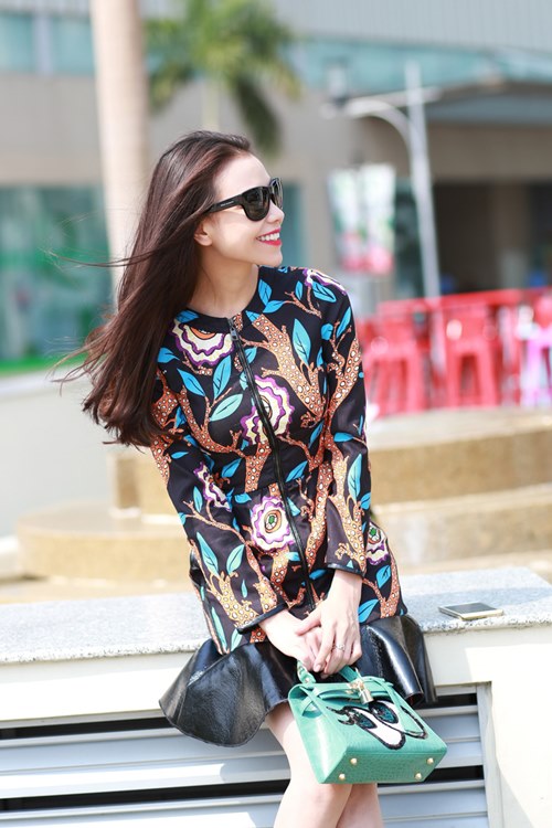 Trà Ngọc Hằng #039;đụng#039; váy hiệu với Phạm Băng Băng - 1