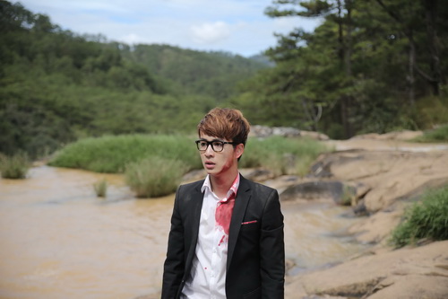 MC Thanh Tú bị quot;ám ảnhquot; khi đóng phim đồng tính - 1