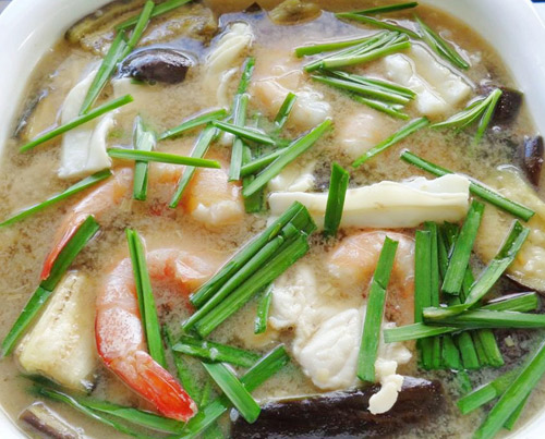 Tự làm lẩu mắm thơm ngon, lôi cuốn - 4