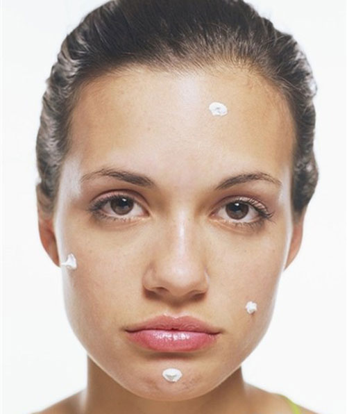 4 lý do để bạn chấm dứt ngay việc chạm tay lên mặt - 3