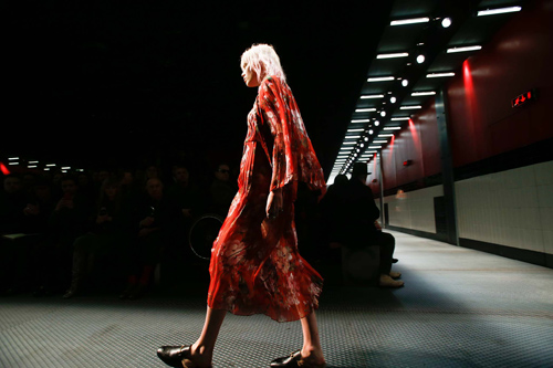 3 show thời trang khiến người xem mê mẩn - 19