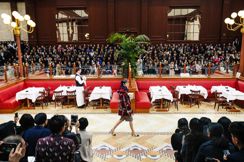 3 show thời trang khiến người xem mê mẩn - 3