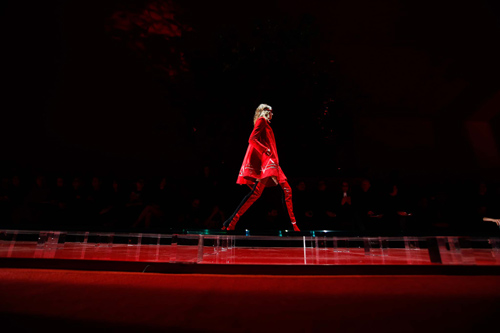 3 show thời trang khiến người xem mê mẩn - 11