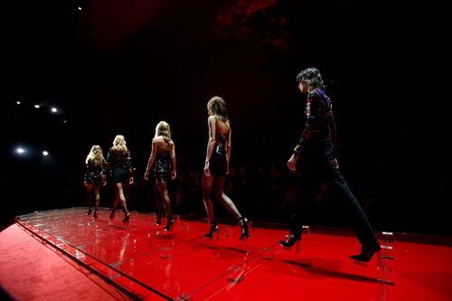 3 show thời trang khiến người xem mê mẩn - 12