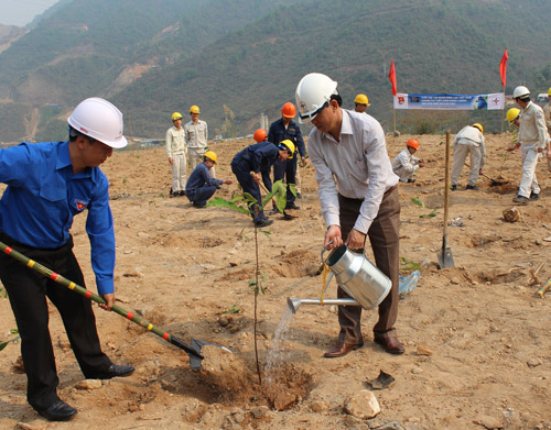Giới trẻ Thủ đô chung tay chống biến đổi khí hậu - 13