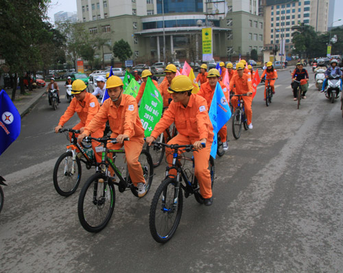 Giới trẻ Thủ đô chung tay chống biến đổi khí hậu - 4