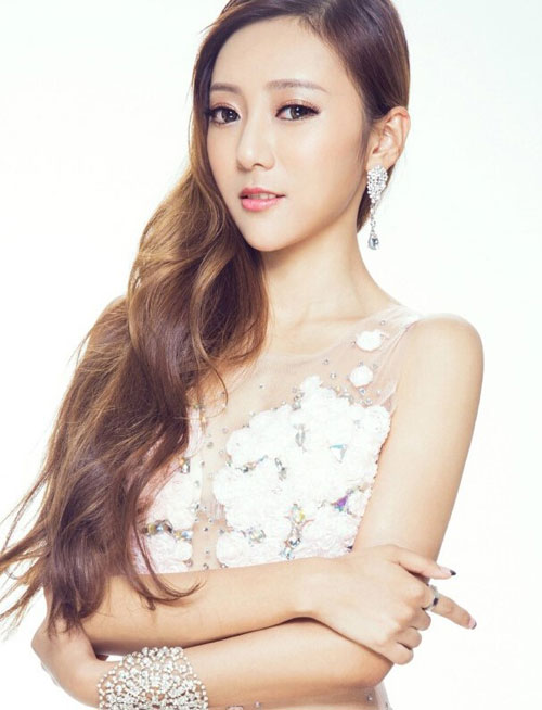 Chiêm ngưỡng vẻ đẹp của hot girl mới nổi tại Trung Quốc - 2