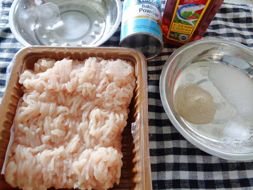 Cách làm giò gà mịn như giò lụa - 1