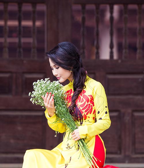 HH quý bà Trần Thị Quỳnh, Sonya Sương Đặng đọ dáng mềm - 3