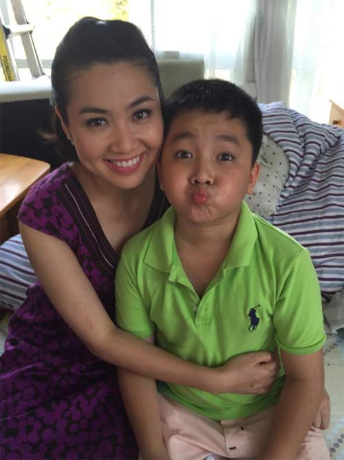 Ngắm nụ cười thiên thần của con gái Lý Hải - 14