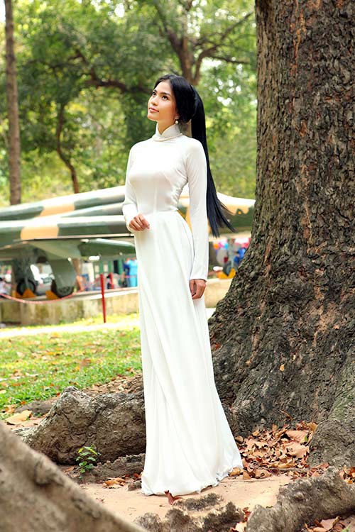 Trương Thị May được các em học sinh yêu mến - 7