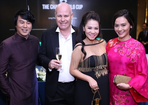 Thanh Bùi và vợ đại gia xuất hiện hiếm hoi ở sự kiện - 2