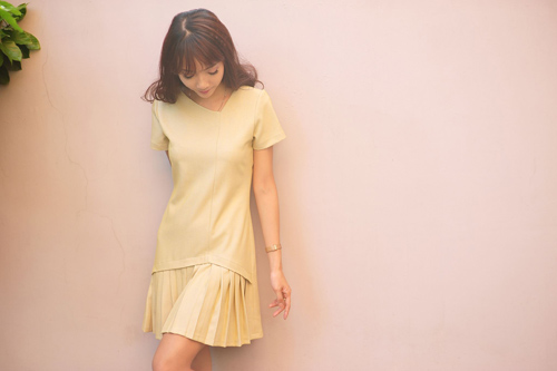 Vì sao phụ nữ quot;nghiệnquot; mặc váy xòe? - 2