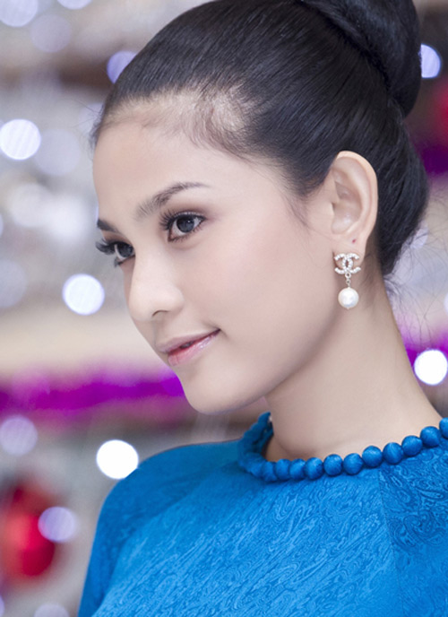 Chào hè với tóc búi đẹp như sao Việt - 16