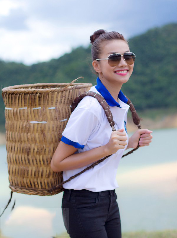 Chào hè với tóc búi đẹp như sao Việt - 18