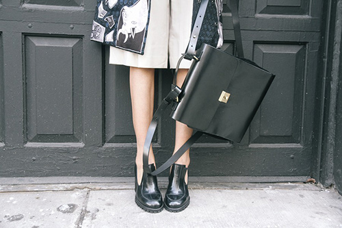 Hoàng Thùy tiếp tục khoe ảnh trên đường phố New York - 4