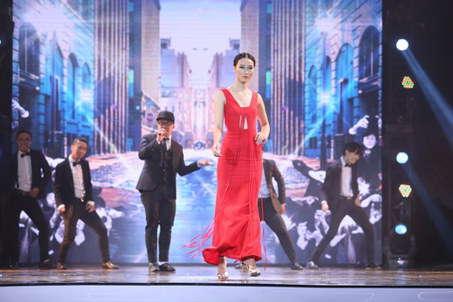 Thanh Hằng tiết lộ dáng đi quot;hai hàngquot; thời chưa nổi tiếng - 15