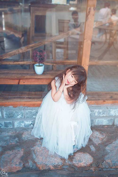 quot;Liêu xiêuquot; với bé Việt lai Trung đẹp như thiên sứ - 2