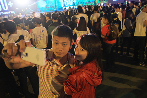 Nhà Hát Lớn lung linh trong Giờ Trái Đất - 6