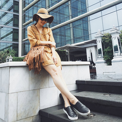 Minh Hằng khoe thời trang hè tươi rói ở Thái Lan - 5