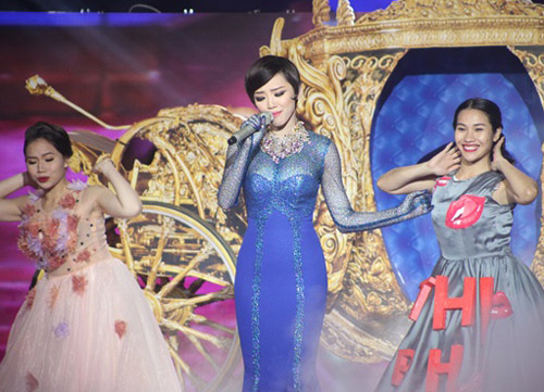 Sơn Tùng, Isaac bùng nổ trên sân khấu The Remix - 8