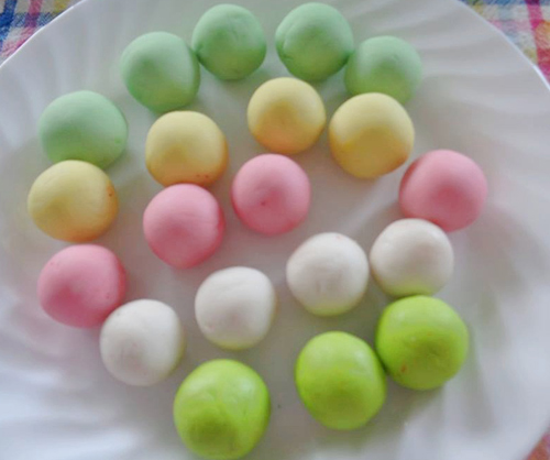 Làm chè trôi nước ngũ sắc từ sữa hoa quả - 6
