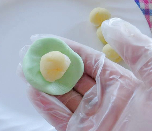 Làm chè trôi nước ngũ sắc từ sữa hoa quả - 4