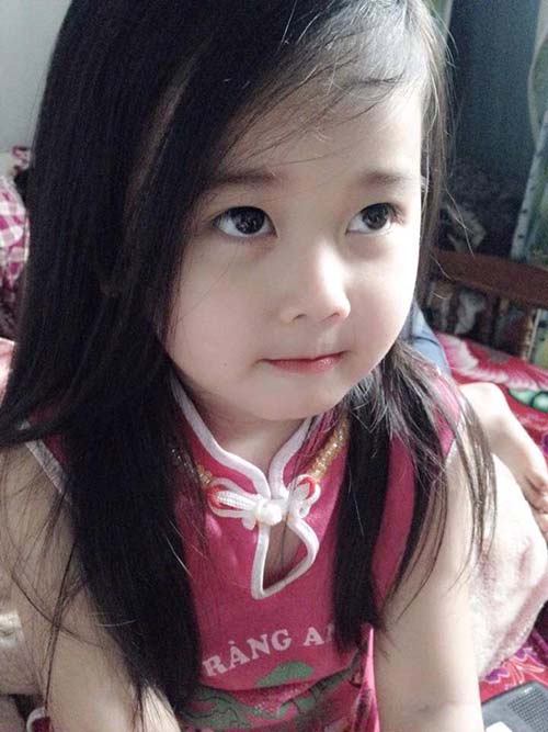 Bé gái Thái Nguyên xinh đẹp hút 13 nghìn likes - 6