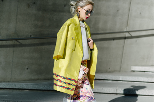 Tín đồ thời trang Hàn Quốc quot;quậyquot; tưng bừng trên phố - 15