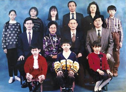 Đọ gia thế của 6 nàng #039;lá ngọc càng vàng#039; Hoa ngữ - 6