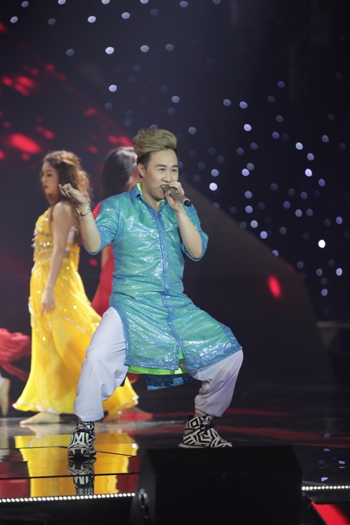 The Remix 2016: Hoàng Thùy Linh, Hương Tràm quot;đốt cháyquot; sân khấu - 14